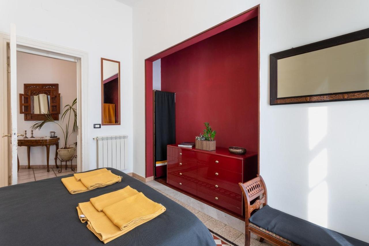 Zefiro Rooms Catânia Exterior foto