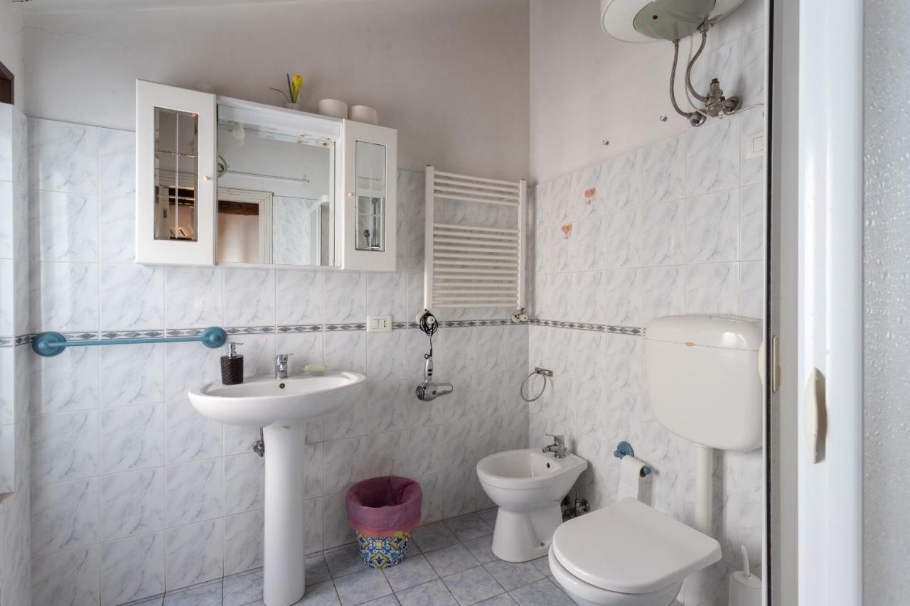 Zefiro Rooms Catânia Exterior foto